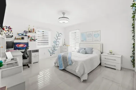 1821 Carissa Road Lake Clarke Shores FL 33406