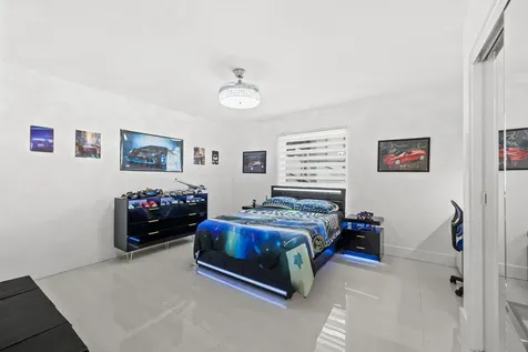 1821 Carissa Road Lake Clarke Shores FL 33406