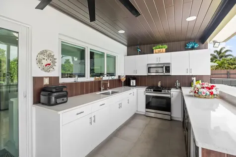 1821 Carissa Road Lake Clarke Shores FL 33406