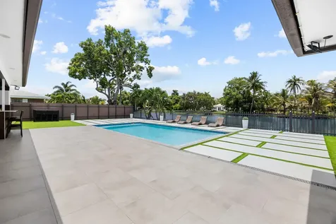 1821 Carissa Road Lake Clarke Shores FL 33406