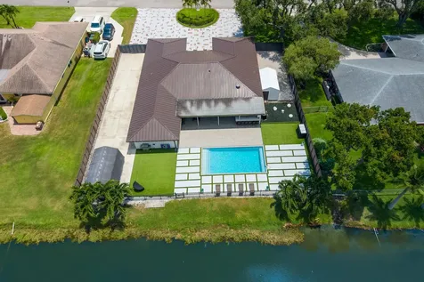 1821 Carissa Road Lake Clarke Shores FL 33406