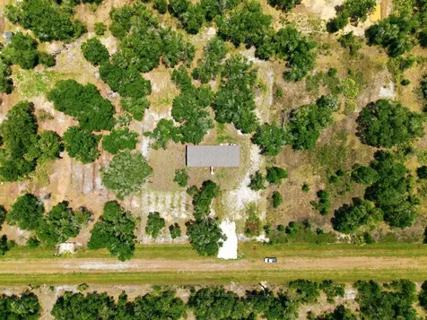 17381 NW 262nd Street Okeechobee FL 34972