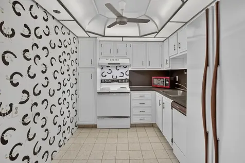 1100 Saint Charles Place Pembroke Pines FL 33026