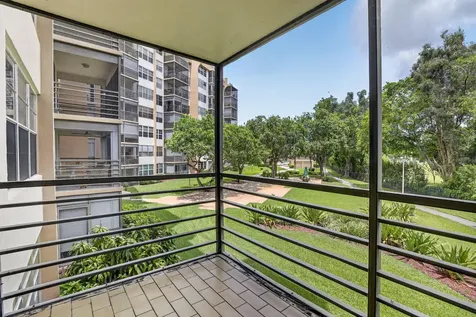 1100 Saint Charles Place Pembroke Pines FL 33026
