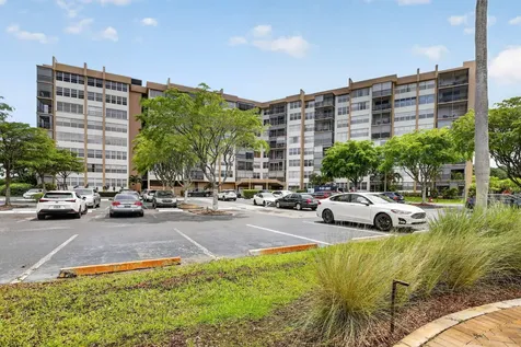 1100 Saint Charles Place Pembroke Pines FL 33026