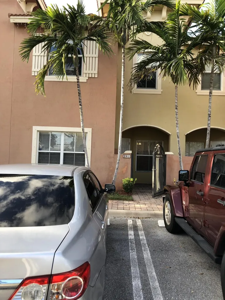 261 Lake Monterey Circle Boynton Beach FL 33426