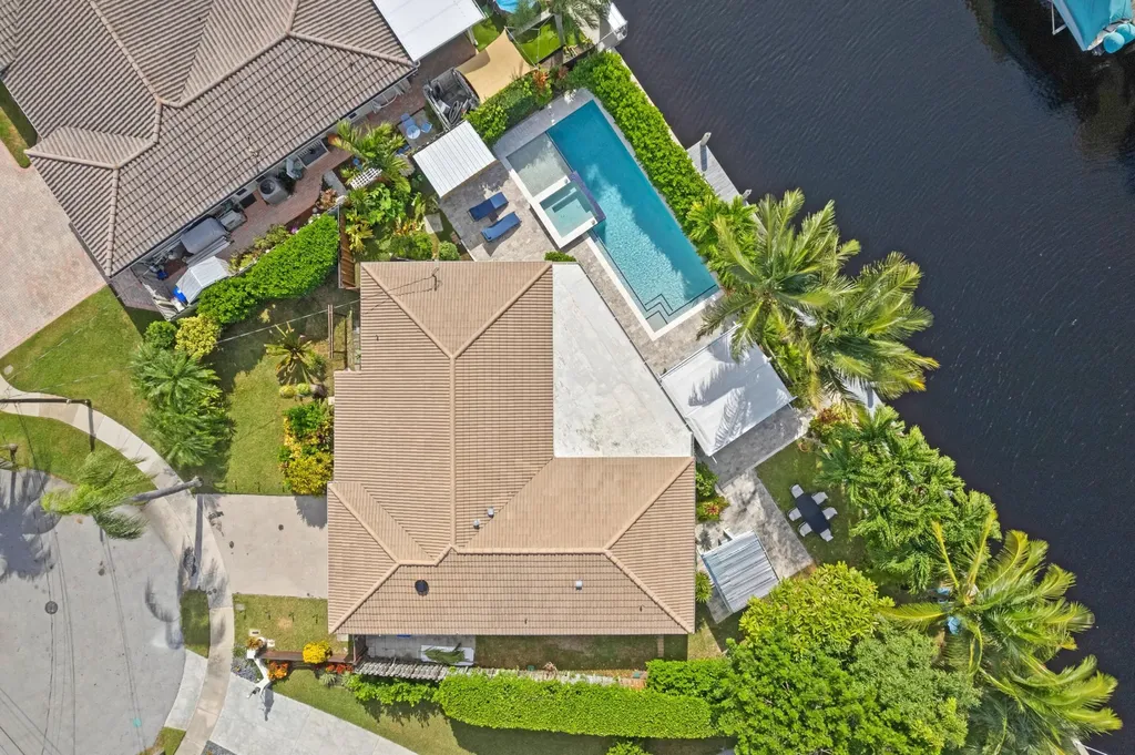 391 SE 7th Avenue Pompano Beach FL 33060