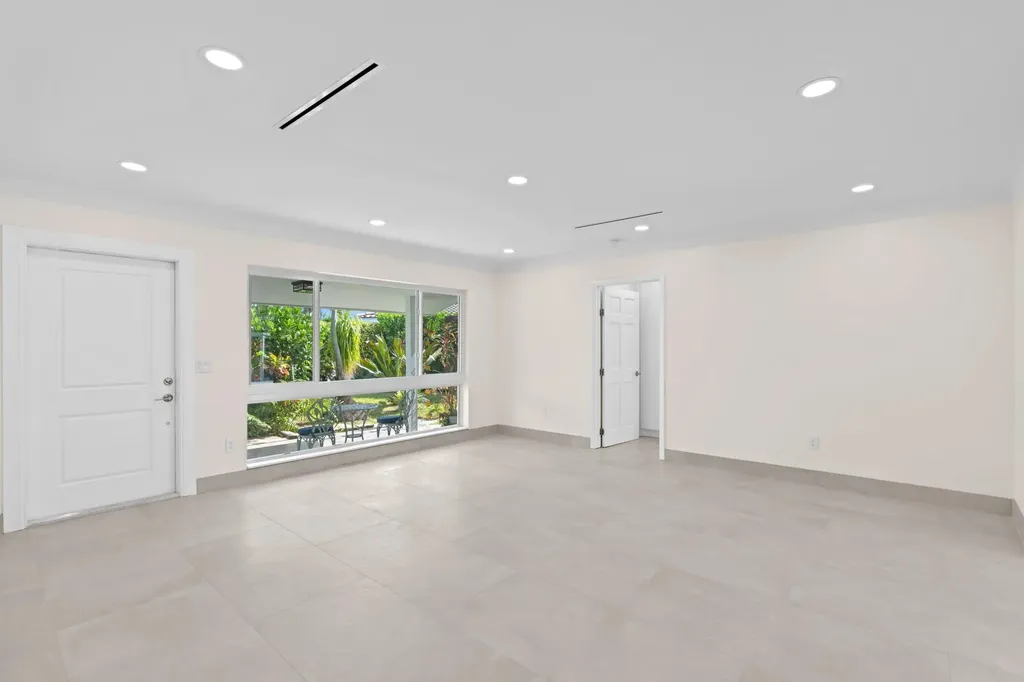 391 SE 7th Avenue Pompano Beach FL 33060