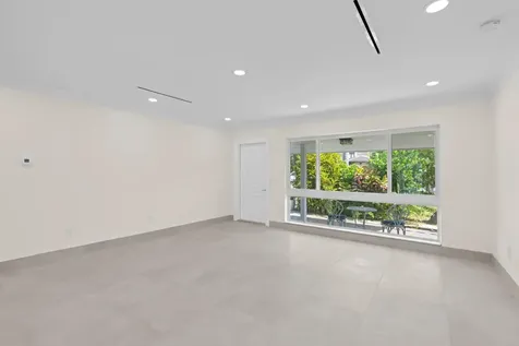 391 SE 7th Avenue Pompano Beach FL 33060