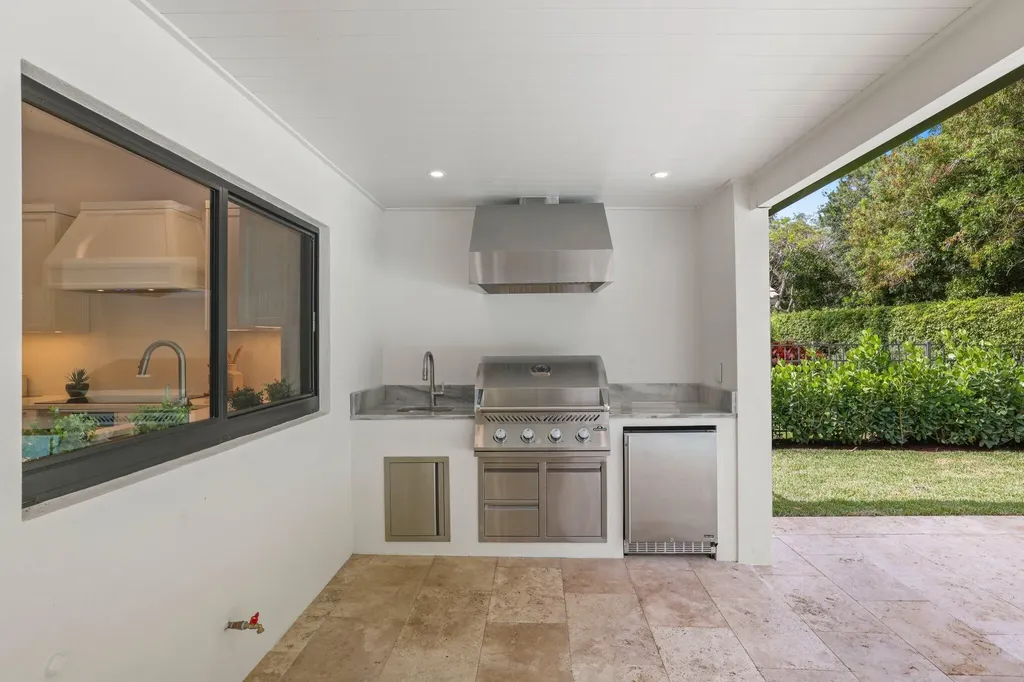 3901 NW 27th Avenue Boca Raton FL 33434