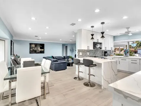 829 Appleby Street Boca Raton FL 33487