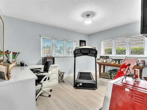 829 Appleby Street Boca Raton FL 33487