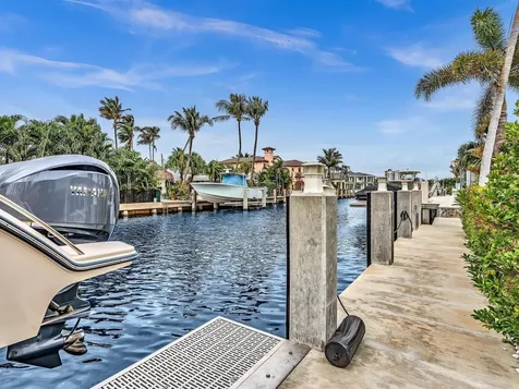 829 Appleby Street Boca Raton FL 33487