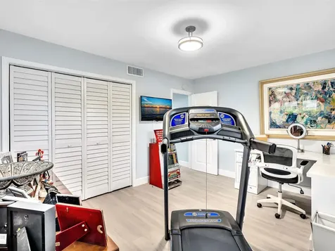 829 Appleby Street Boca Raton FL 33487