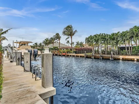 829 Appleby Street Boca Raton FL 33487