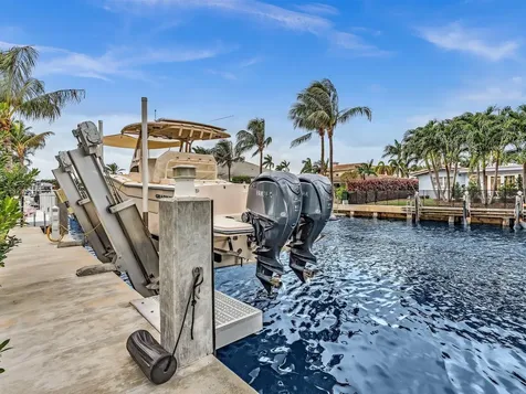 829 Appleby Street Boca Raton FL 33487