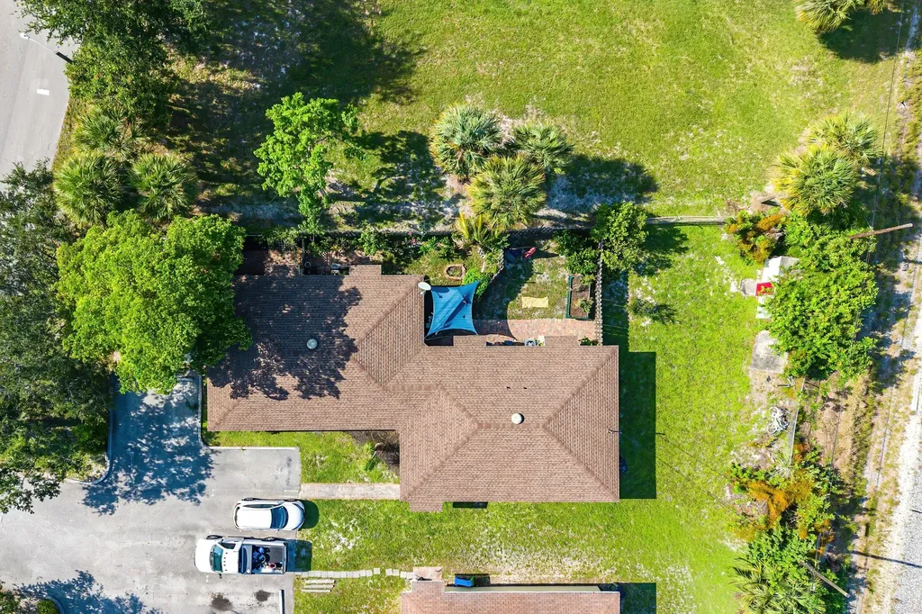 1717 NE 3rd Avenue Delray Beach FL 33444