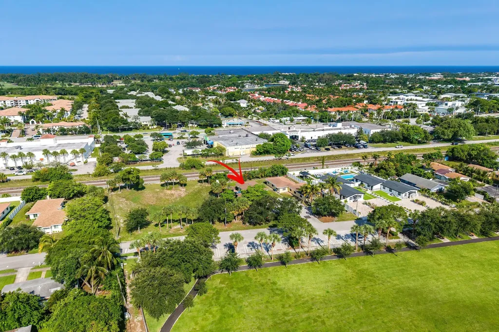 1717 NE 3rd Avenue Delray Beach FL 33444