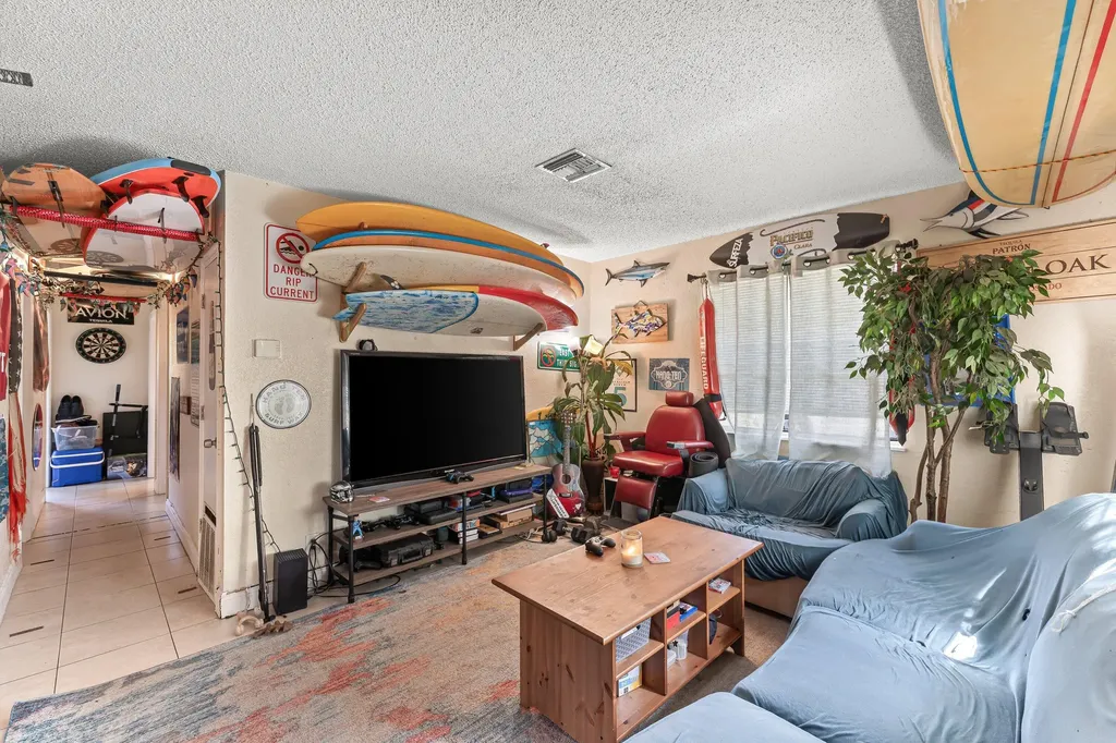 1717 NE 3rd Avenue Delray Beach FL 33444