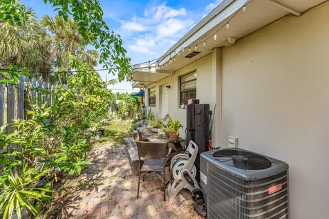 1717 NE 3rd Avenue Delray Beach FL 33444