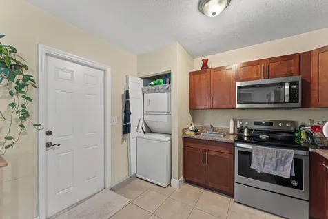1717 NE 3rd Avenue Delray Beach FL 33444