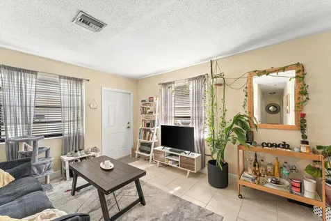 1717 NE 3rd Avenue Delray Beach FL 33444