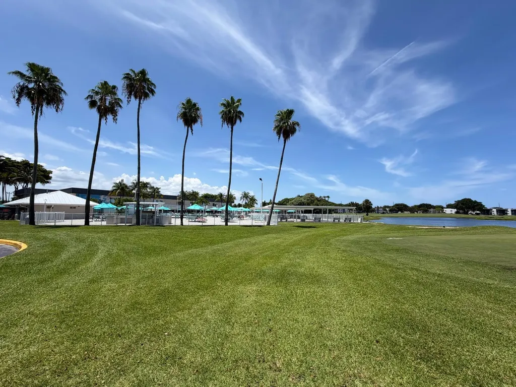 359 Capri H Delray Beach FL 33484