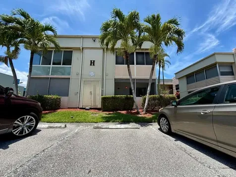 359 Capri H Delray Beach FL 33484