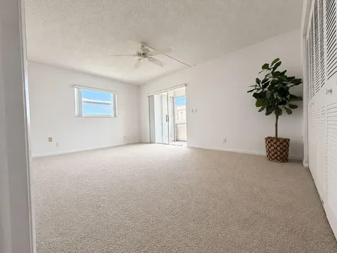 359 Capri H Delray Beach FL 33484