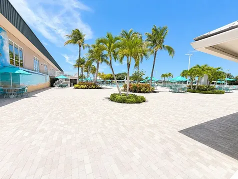 359 Capri H Delray Beach FL 33484