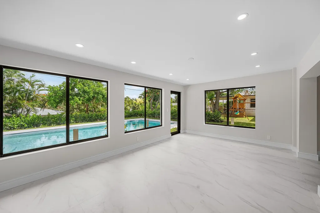 707 Sunset Drive Lake Worth Beach FL 33461