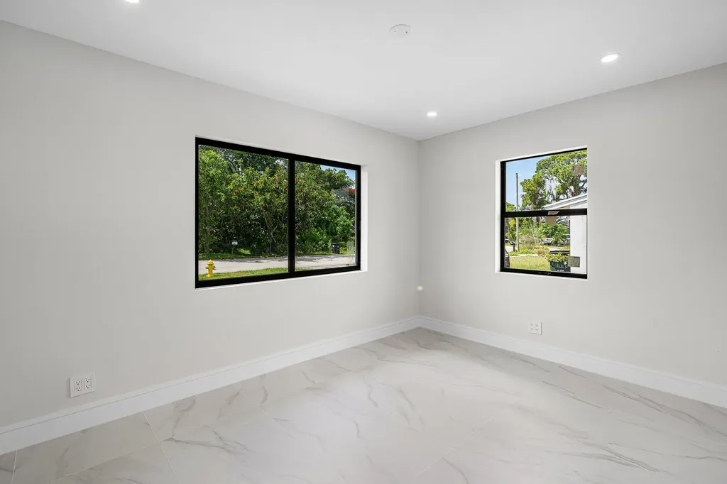 707 Sunset Drive Lake Worth Beach FL 33461