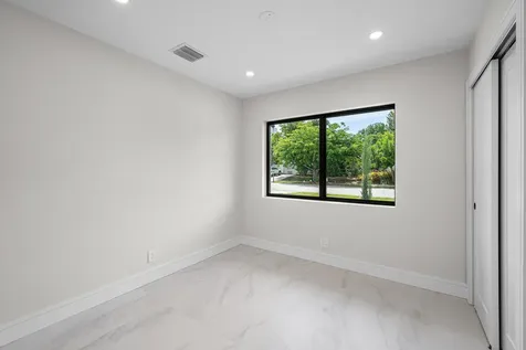 707 Sunset Drive Lake Worth Beach FL 33461