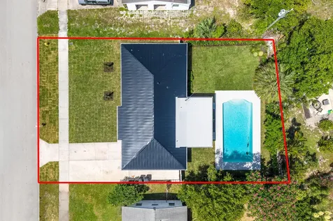 707 Sunset Drive Lake Worth Beach FL 33461