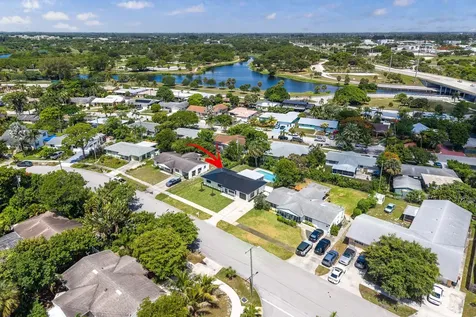707 Sunset Drive Lake Worth Beach FL 33461