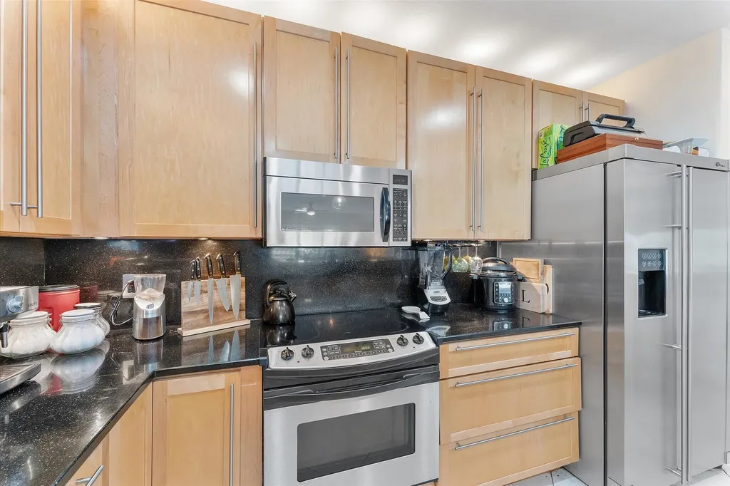 1351 SE 3rd Avenue Pompano Beach FL 33060