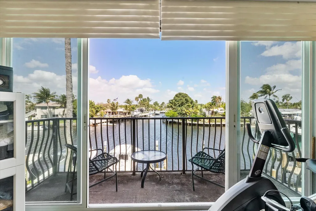 1351 SE 3rd Avenue Pompano Beach FL 33060