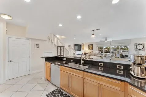 1351 SE 3rd Avenue Pompano Beach FL 33060