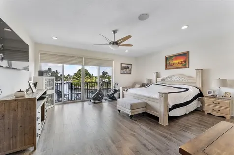 1351 SE 3rd Avenue Pompano Beach FL 33060
