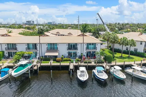 1351 SE 3rd Avenue Pompano Beach FL 33060