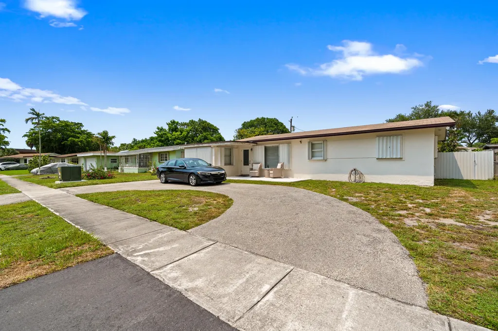 270 Iowa Avenue Fort Lauderdale FL 33312