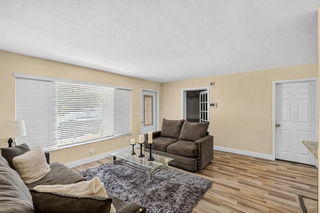 270 Iowa Avenue Fort Lauderdale FL 33312