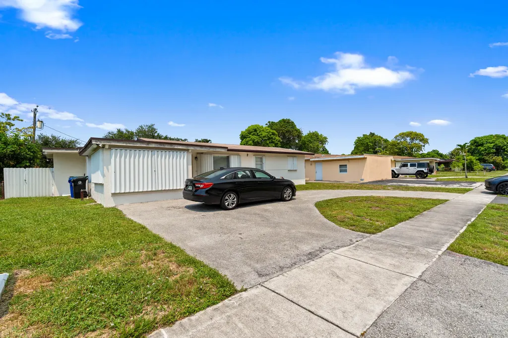 270 Iowa Avenue Fort Lauderdale FL 33312