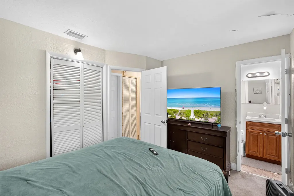 270 Iowa Avenue Fort Lauderdale FL 33312