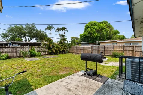 270 Iowa Avenue Fort Lauderdale FL 33312