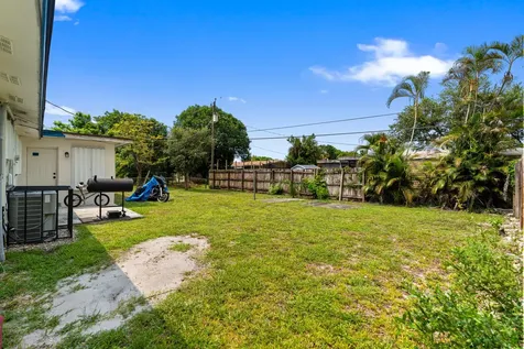 270 Iowa Avenue Fort Lauderdale FL 33312