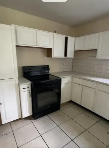 527 N 11th Street Fort Pierce FL 34950