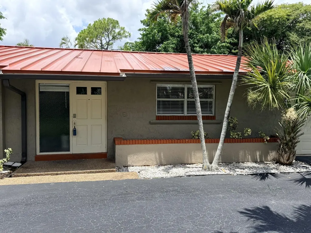 1432 NW 93rd Terrace Coral Springs FL 33071