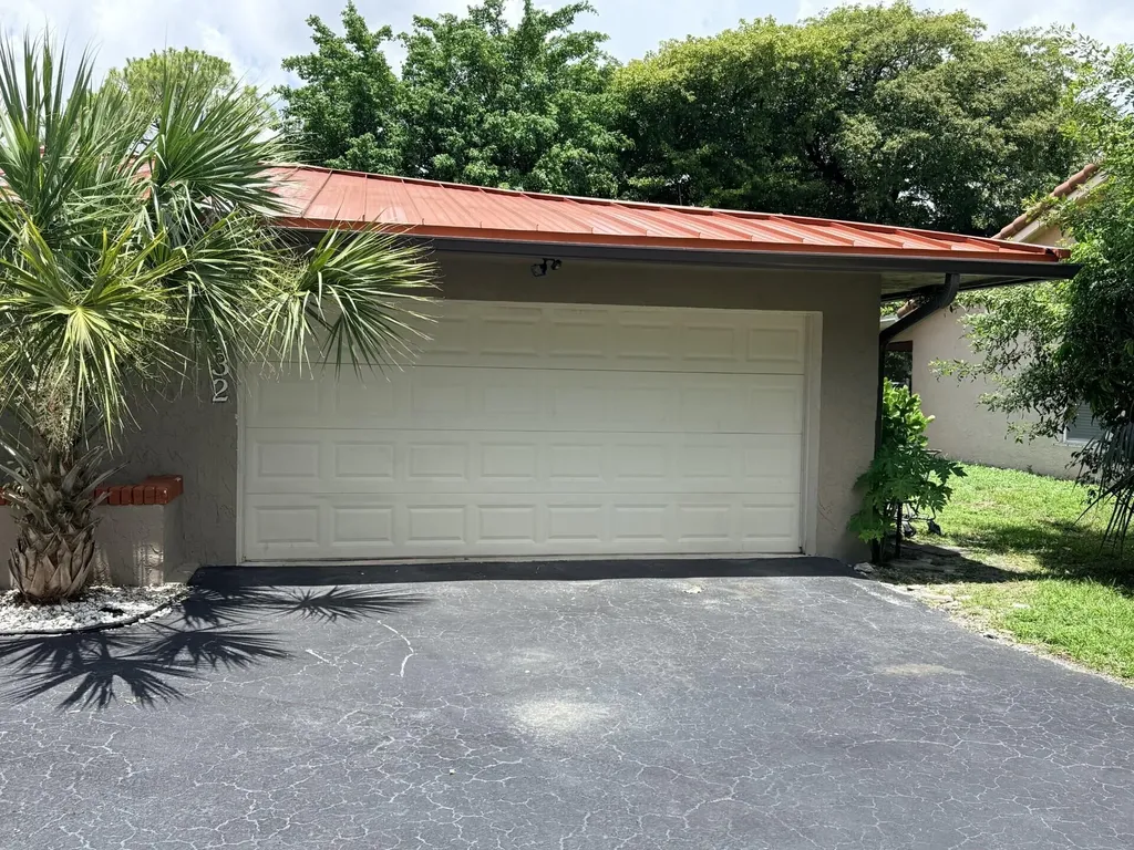 1432 NW 93rd Terrace Coral Springs FL 33071