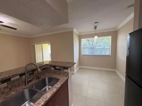 11601 SW 2nd Street Pembroke Pines FL 33025